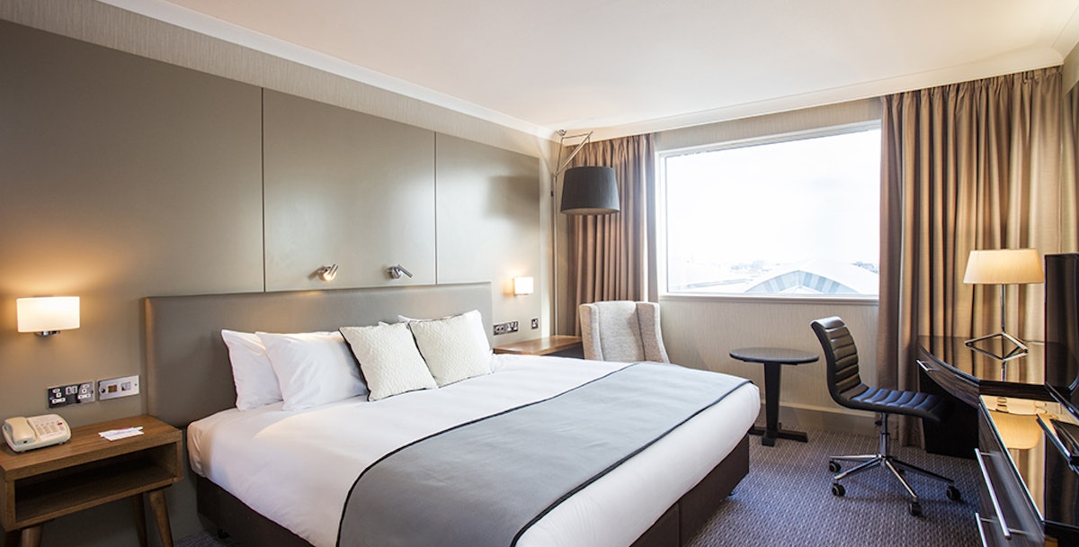 Book a stay at Crowne Plaza Glasgow