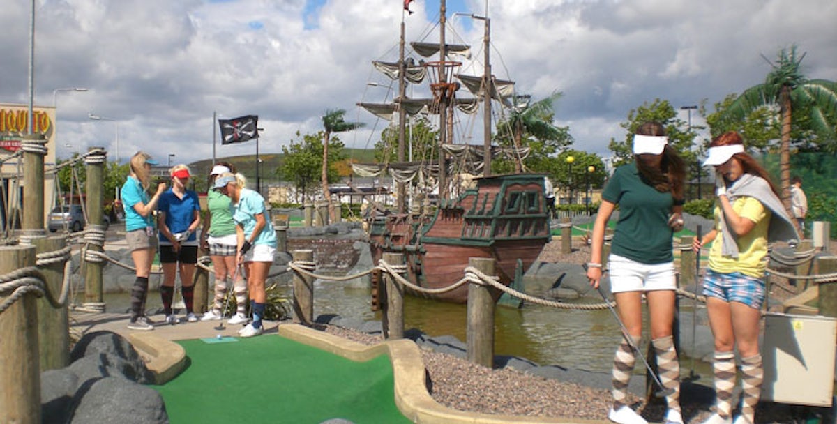 Mini-Golf for 2 or 4