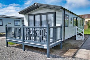 4 Night Stay in Gold Caravan for up to 6, from £149