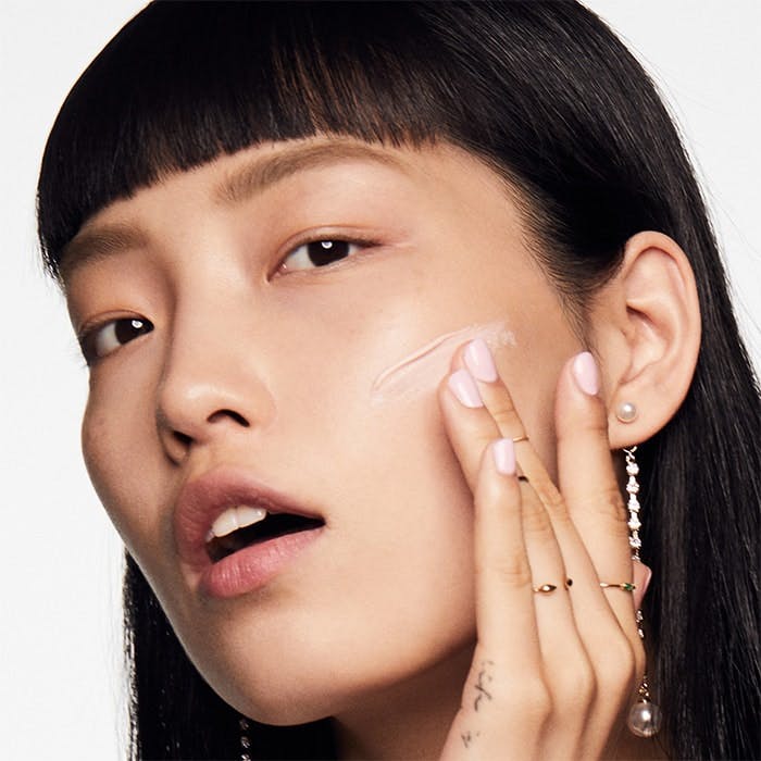 Create the 'glass skin' trend with Benefit